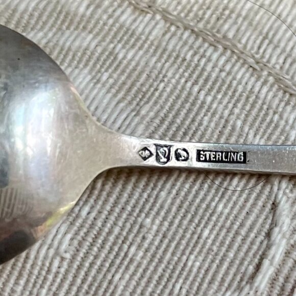 3 Vintage Souvenirs:  DC,  Banff and Crystal Beach collectibles - Picture 4 of 12